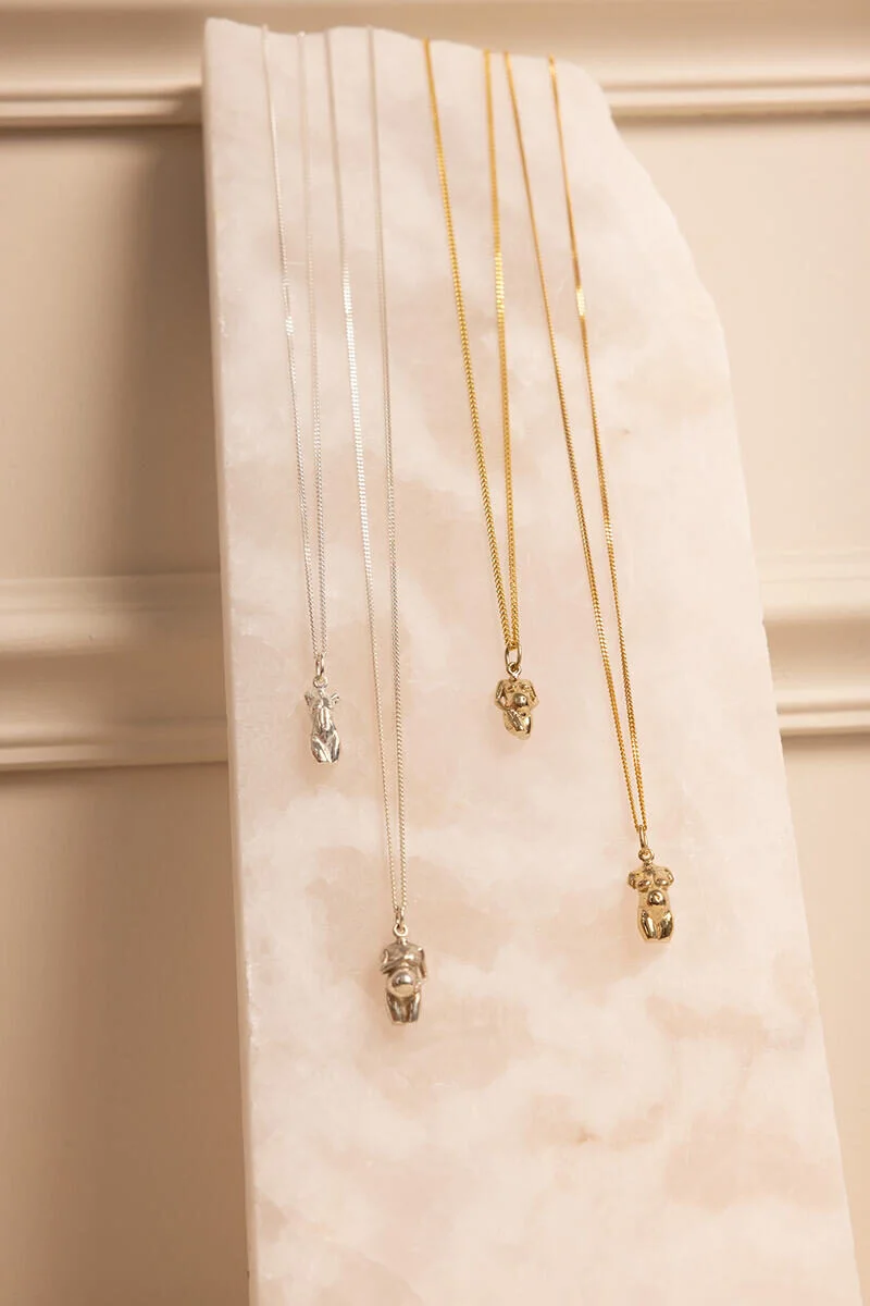 Ketting_zwangerschapsbeeldje