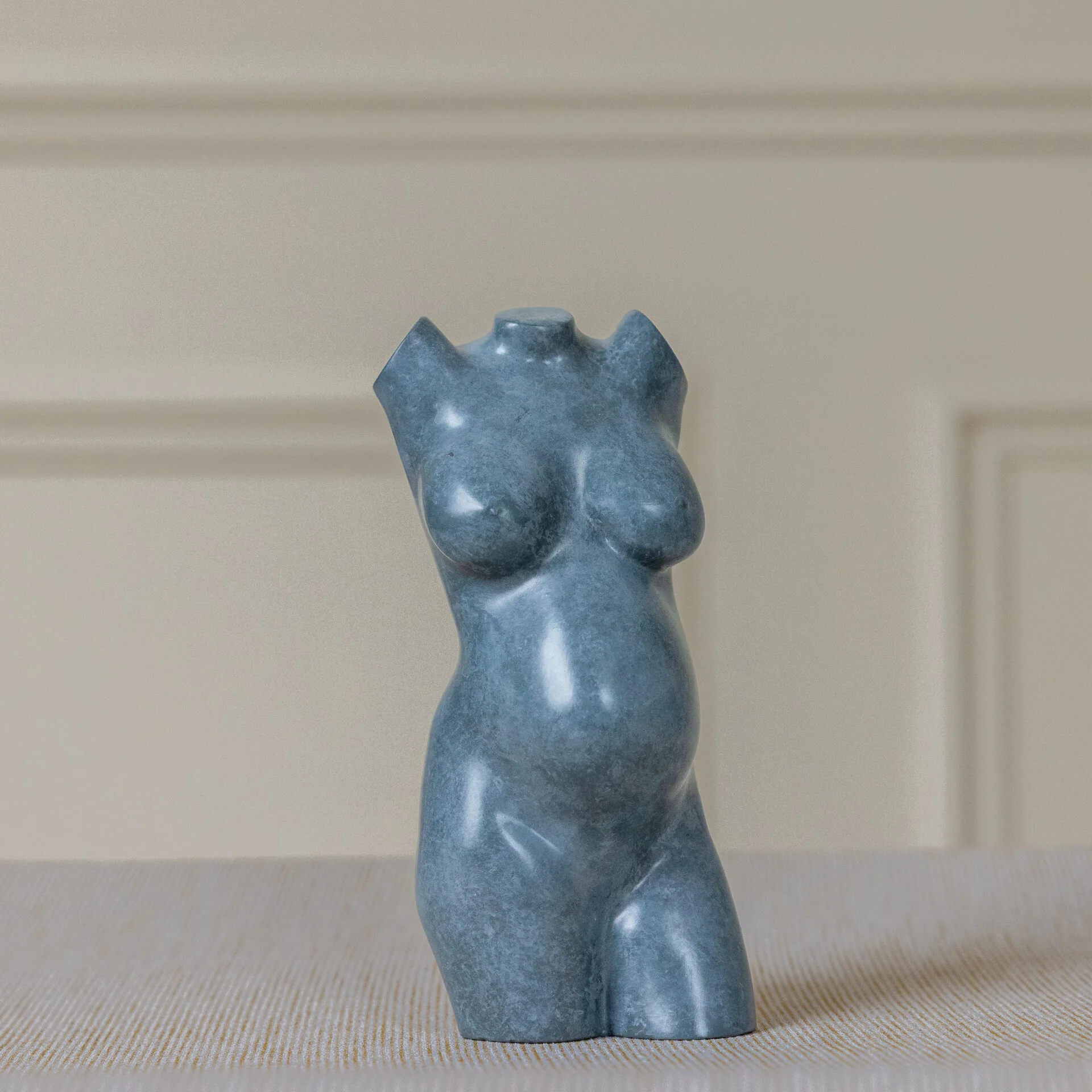 Love_Stone_zwangerschapsbeeld_zonder_armen