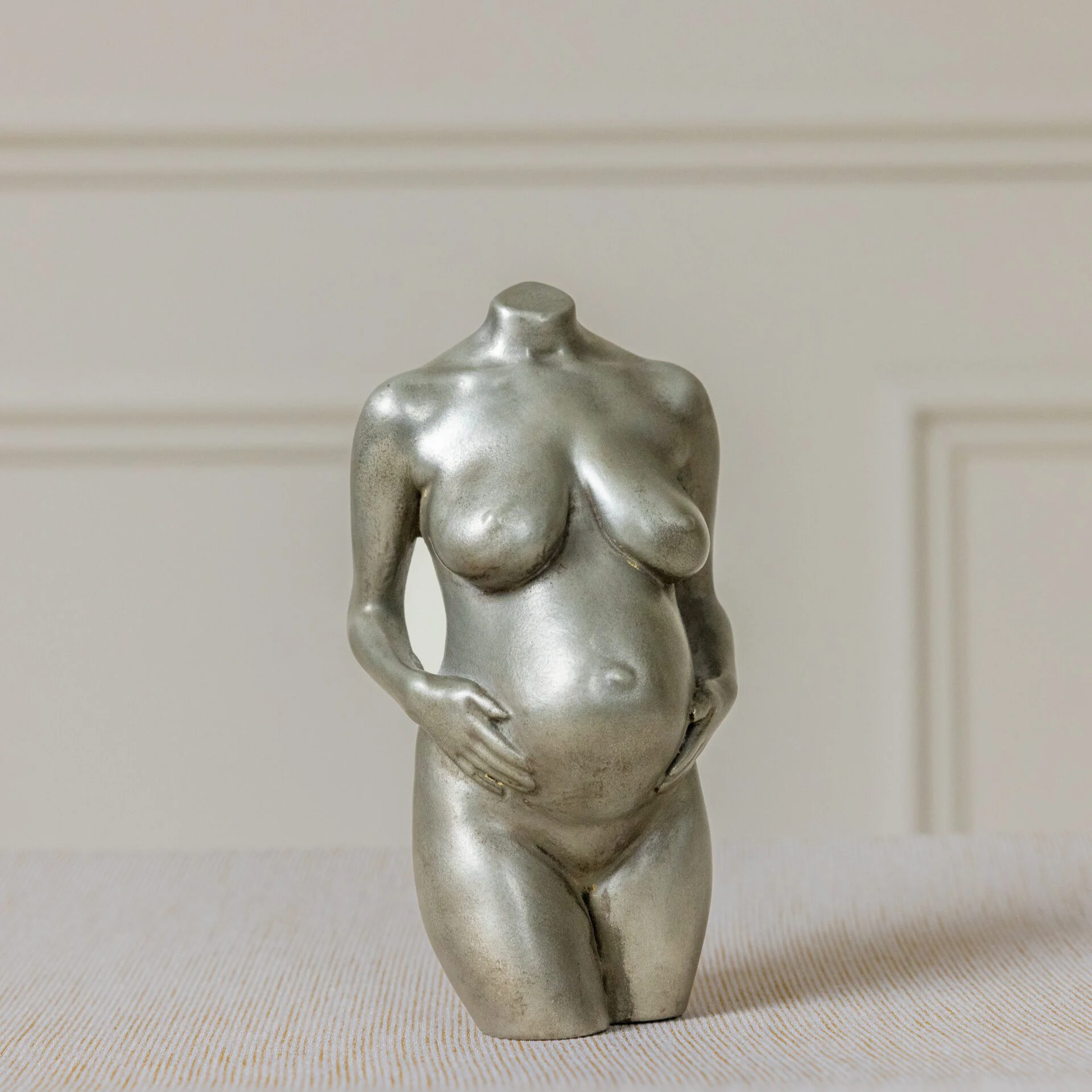 Silver_Star_zwangerschapsbeeld_met_armen